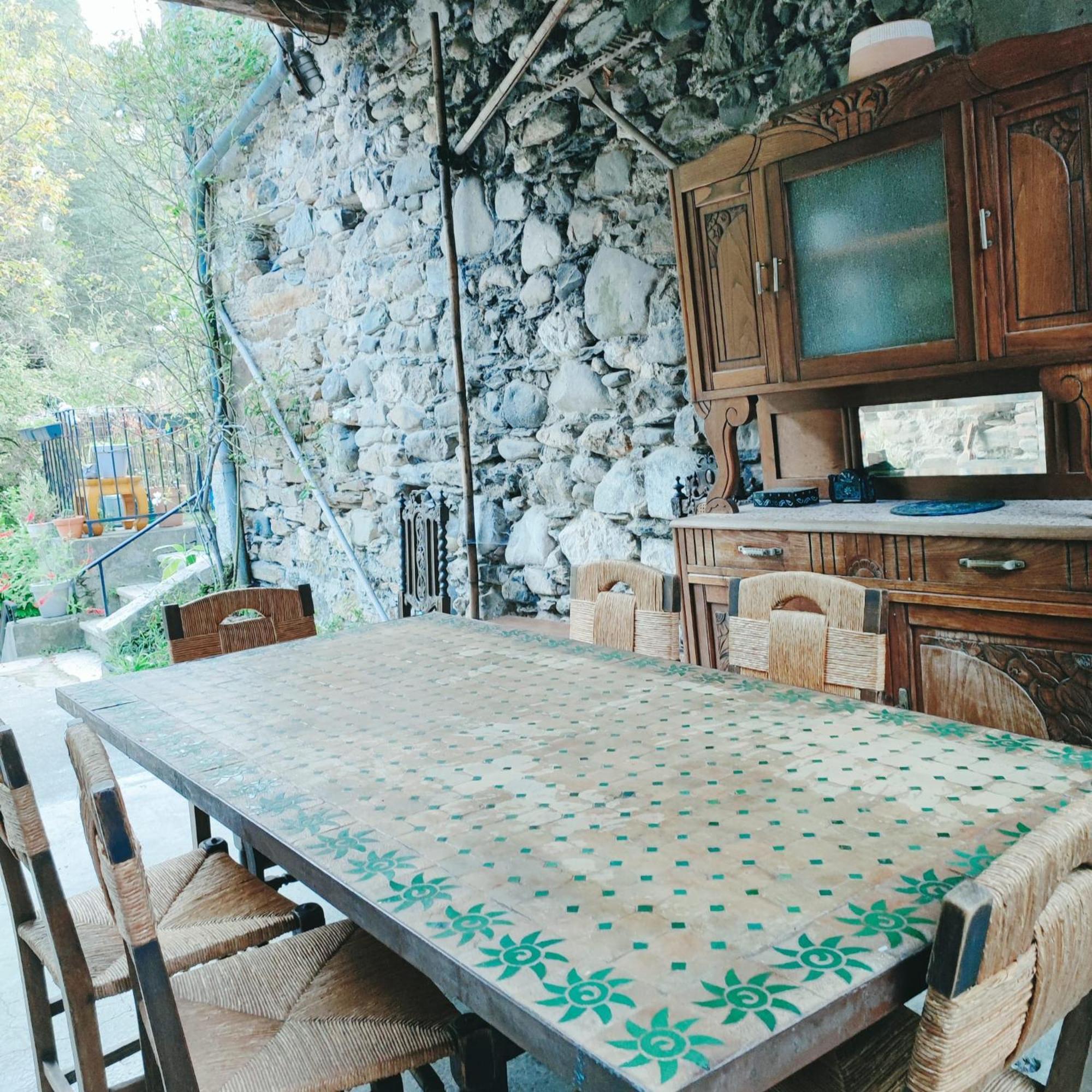 Gite Et Jardin En Bord De Riviere Saumane Экстерьер фото